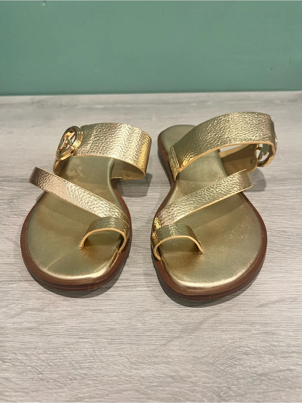 Michael Kors Gold Metallic Logo Slide Sandals Women’s Size 5M